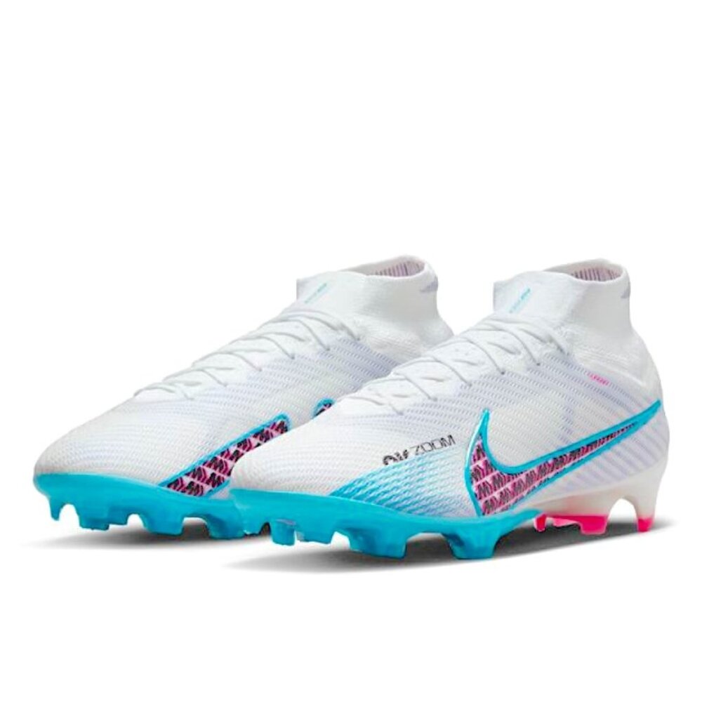 Nike Kid's Air Zoom Mercurial Superfly Elite 9 FG Boot Soccer Cleats in size 5.5